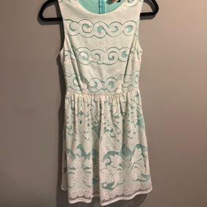 Women’s dress